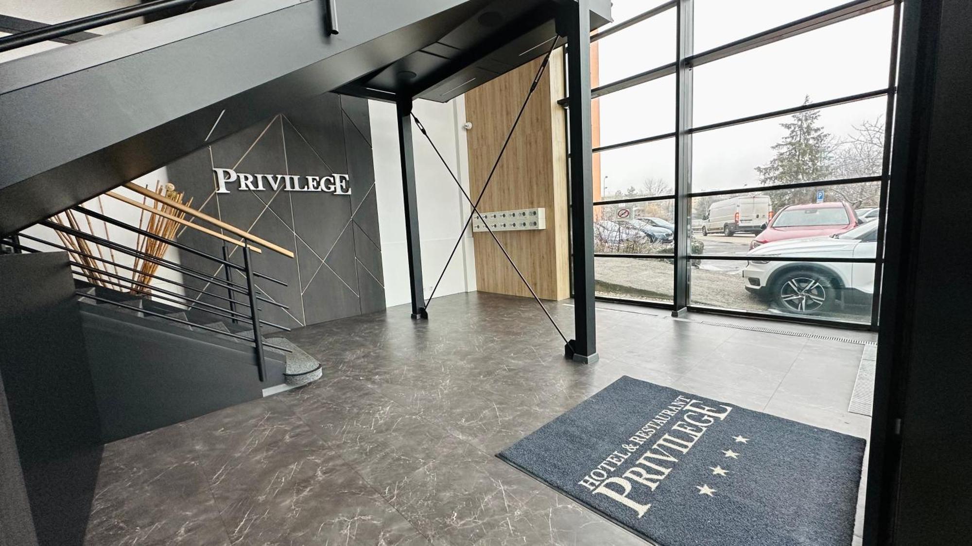 Privilege - Empire Hotels Group 코시체 외부 사진